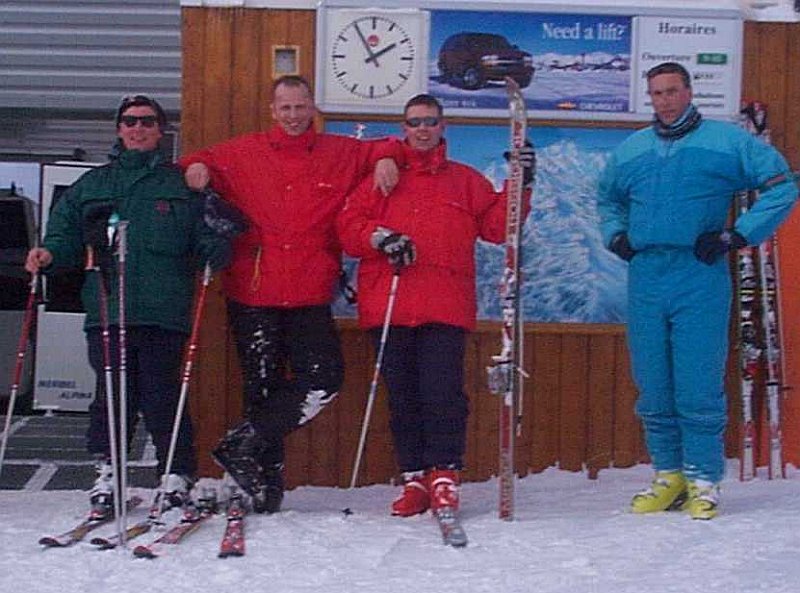 101 No Worries 2000.jpg